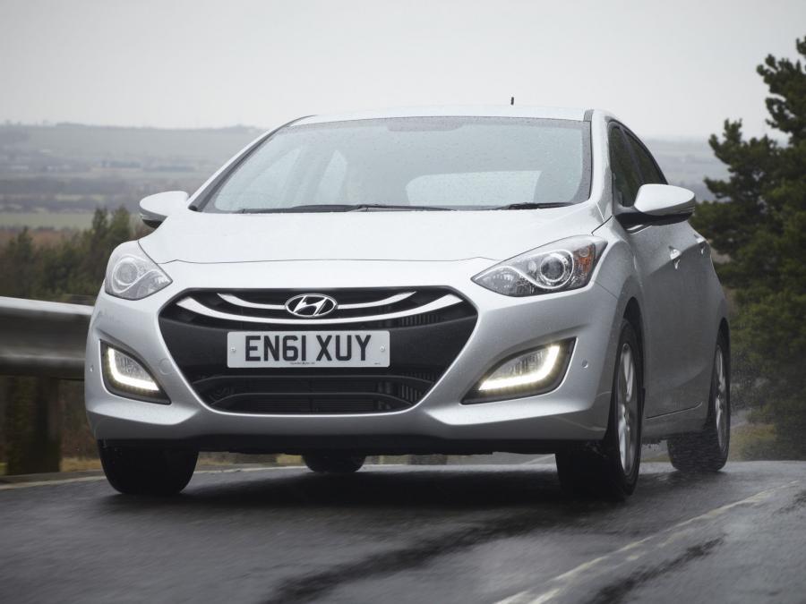  Hyundai i30 5-Door 2012 года  (UK) (фото 17 из 30)